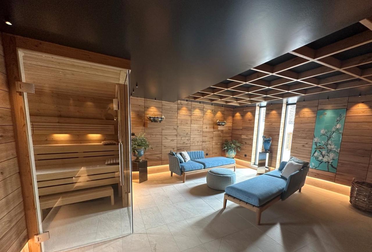 Auberge Saint Walfrid Hotel Restaurant & Spa Sarreguemines Exterior foto