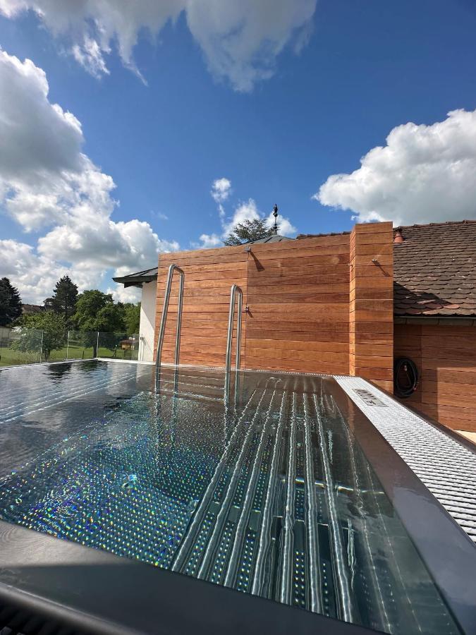 Auberge Saint Walfrid Hotel Restaurant & Spa Sarreguemines Exterior foto