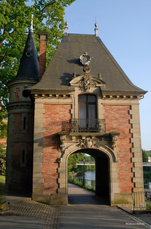 Auberge Saint Walfrid Hotel Restaurant & Spa Sarreguemines Exterior foto